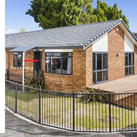 Red Brick House Villa Auckland Bagian luar foto